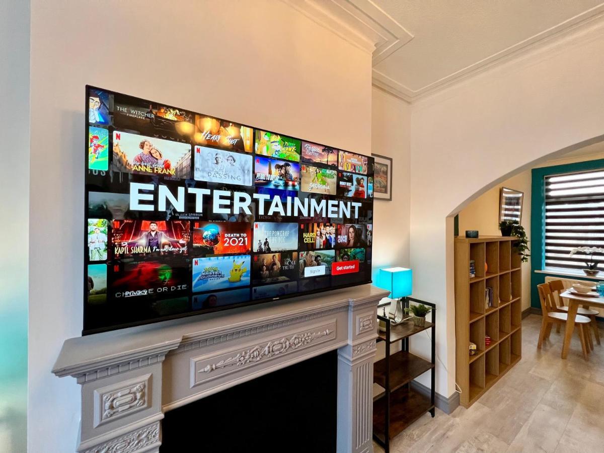 Bramhall House - Great For Contractors Or Family Holidays คลีทอร์ปส์ ภายนอก รูปภาพ